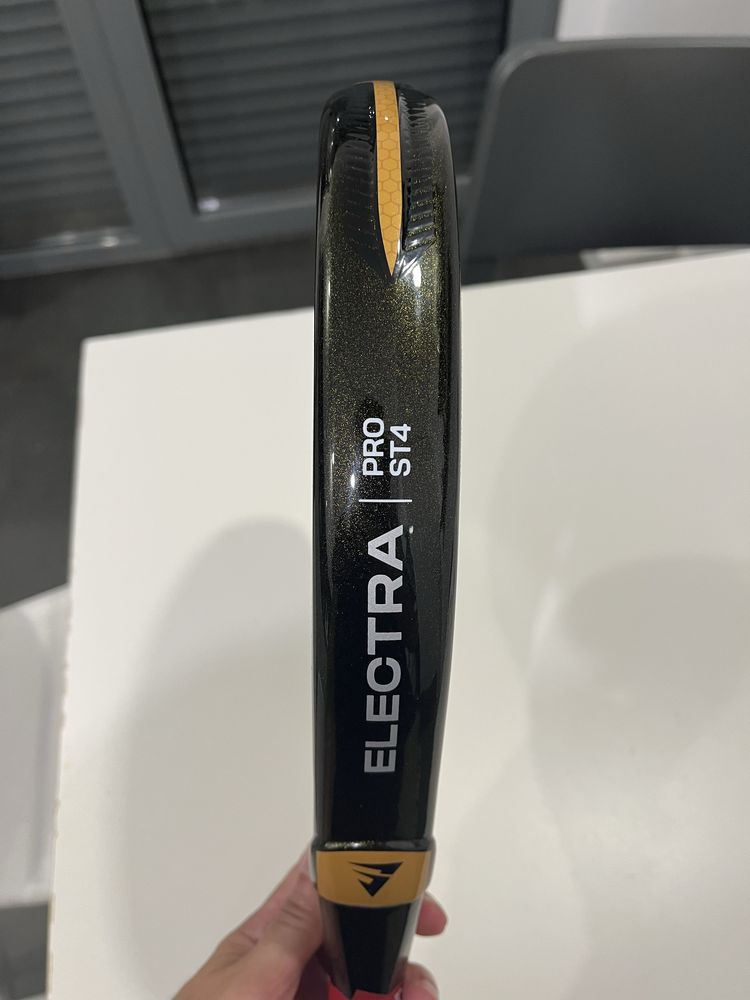 Raquete padel Siux ST4 como nova