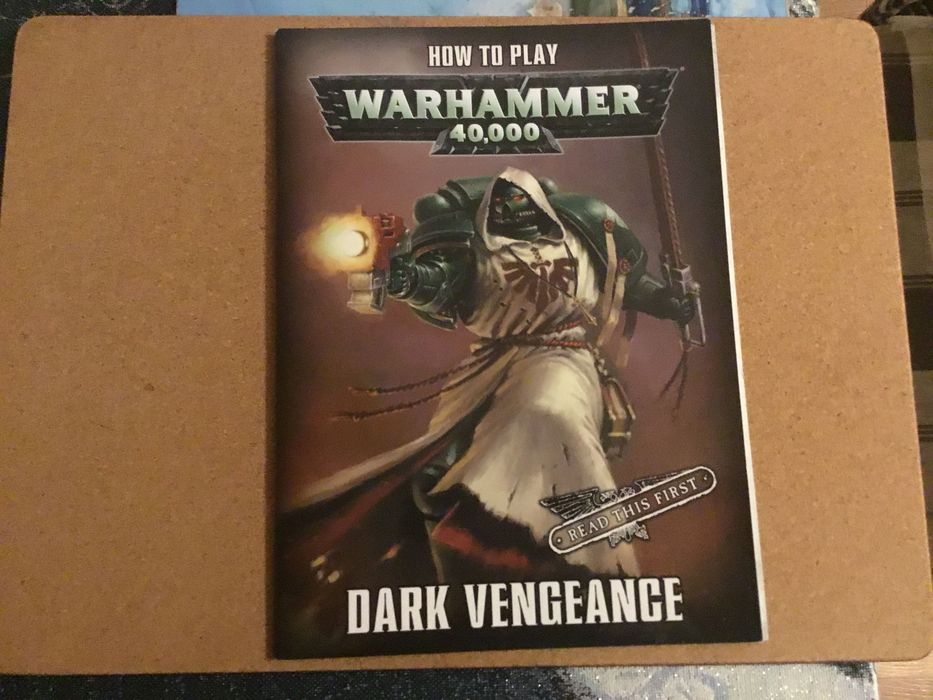 Книга правил игры Warhammer 40.000