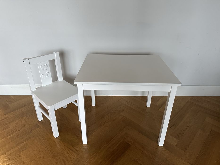 stolik i krzesełko dziecięce