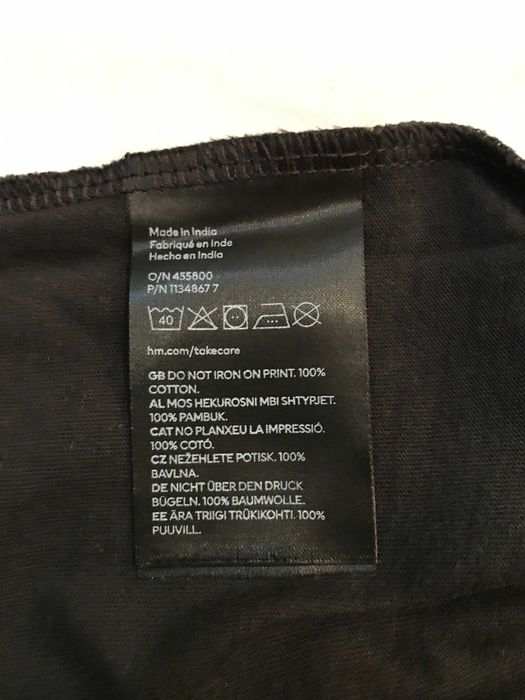 T-Shirt Preta H&M Criança Dinossauros