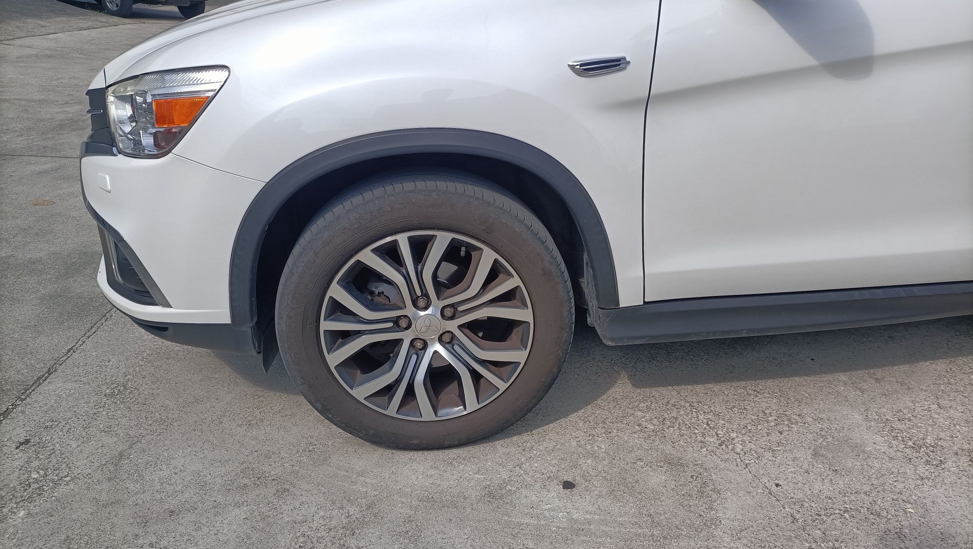 Mitsubishi ASX 1.6 DI-D Connect Edition