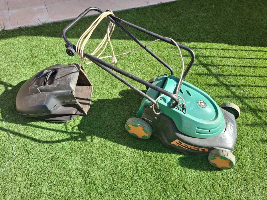 Corta Relva Black & Decker