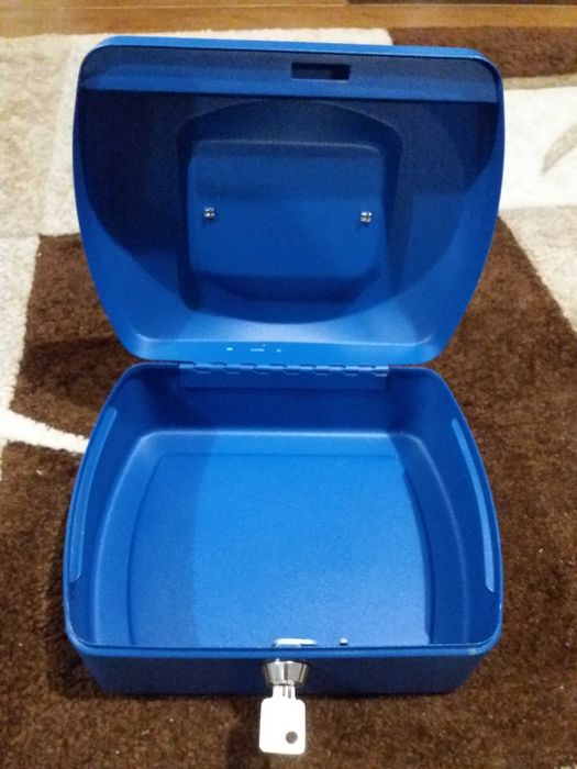 Kasetka na pieniądze z przegródkami 82mm x 192mm x 262mm