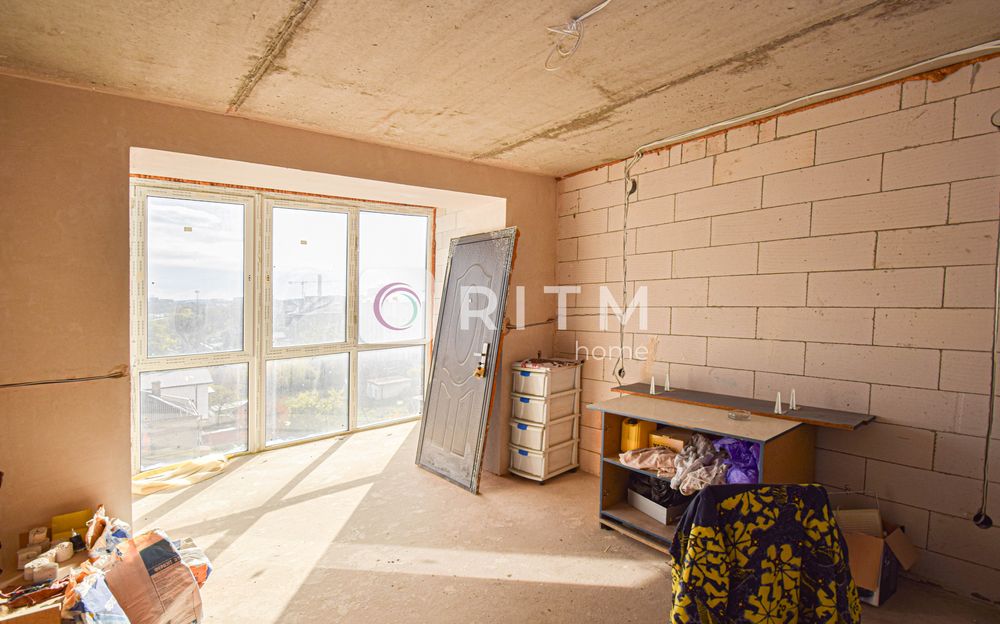 Простора 2-кімнатна квартира в новобудові, вул. Котляревського, 69