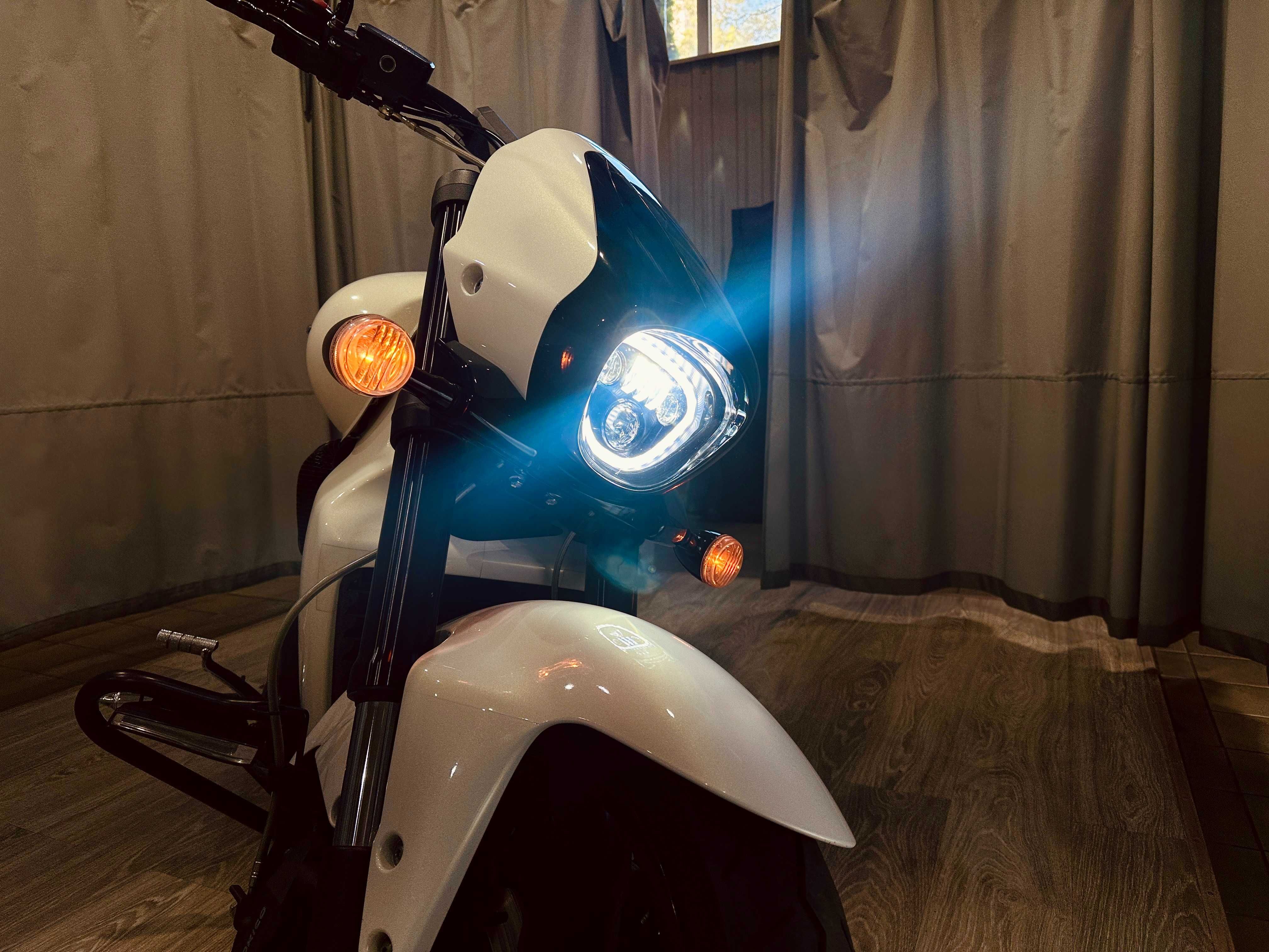 Suzuki M109R Boulevard