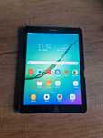 Tablet Samsung tab S2 z dodatkową karta pamięci  SD