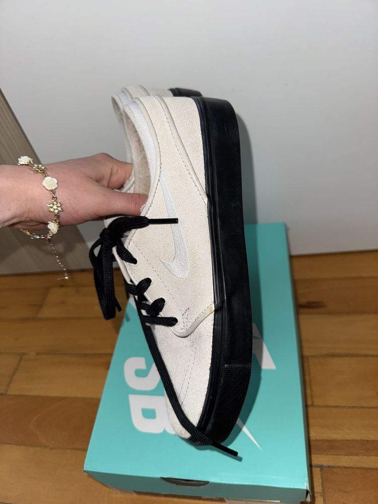 Nike stefan janoski sb biale szare czarne 23,5cm 37,5