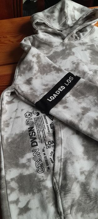 Bluza męska z kapturem.