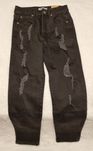 Jeansy Mom fit z przetarciami