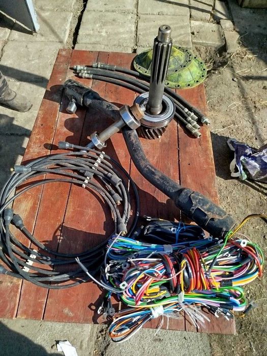 Запчастини до ЗІЛ все разом