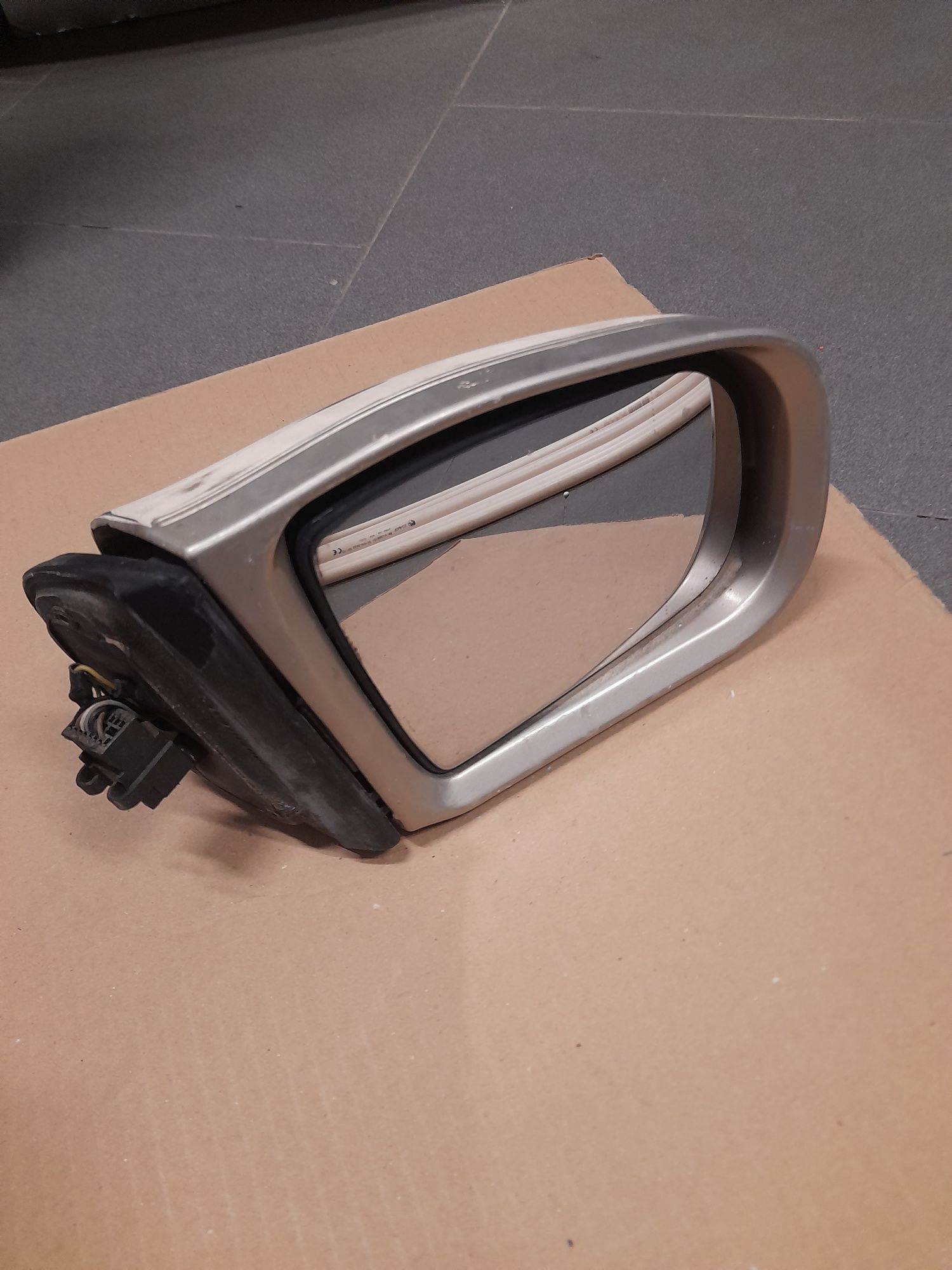 Retrovisor direito lado pendura Mercedes E200 CDI 2003 elétrico e  aqu