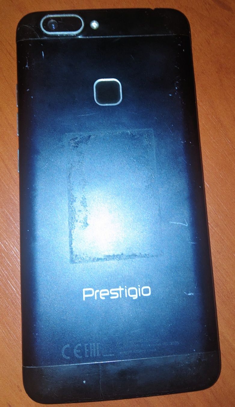 Prestigio на запчастини або під відновлення