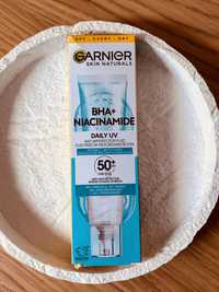 Krem fluid Garnier Skin Naturals BHA + Niacynamid 40 ml spf 50 nowy