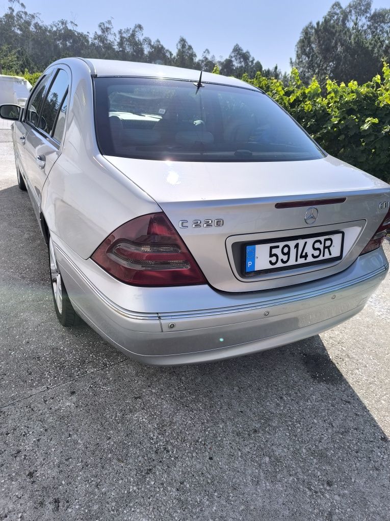 Mercedes Benz C220 CDI