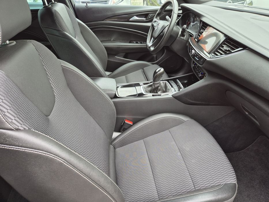 Insignia 2018 rok 1.5 benzyna 76 tys km led navi  z niemiec oplacone