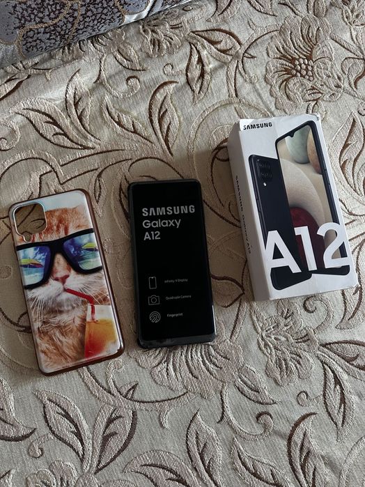 Мобільний телефон Samsung a12 32 ГБ