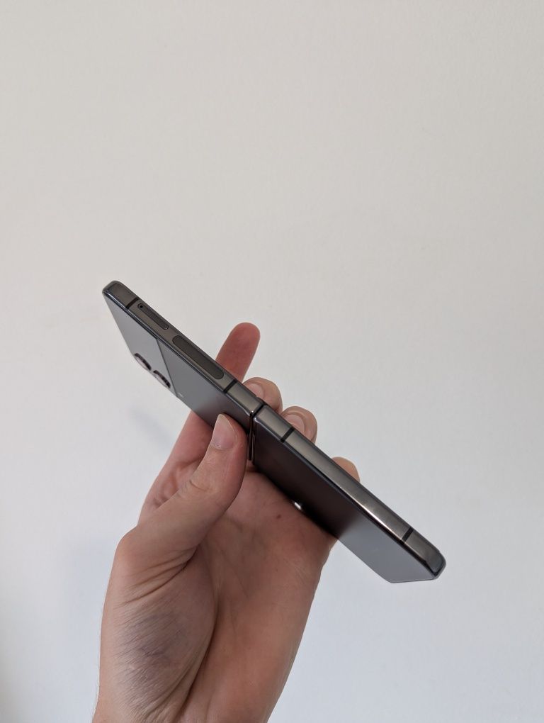 Samsung Flip 4 Black 8/128gb Neverlock
