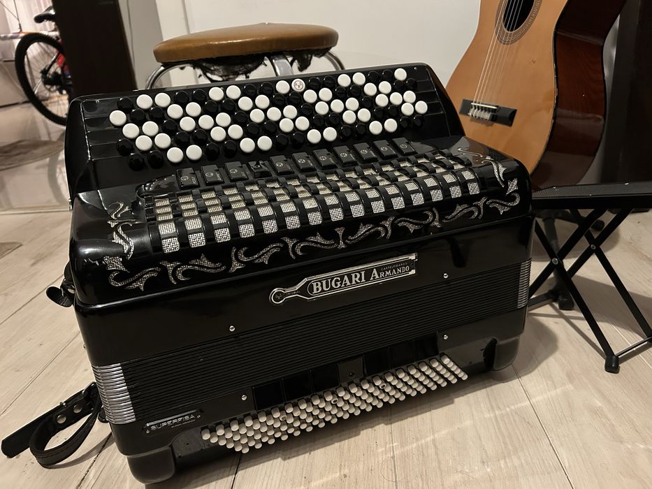 Akordeon włoski Bugari Armando 4chórygryf C do grania oryginał