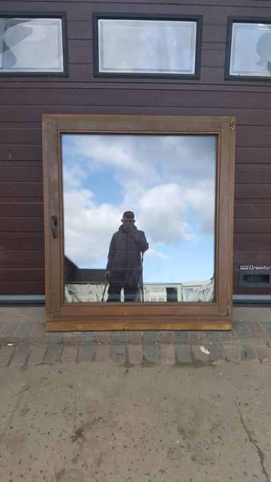 Okna okno drewniane 127x142 brązowe DOWÓZ CAŁY KRAJ