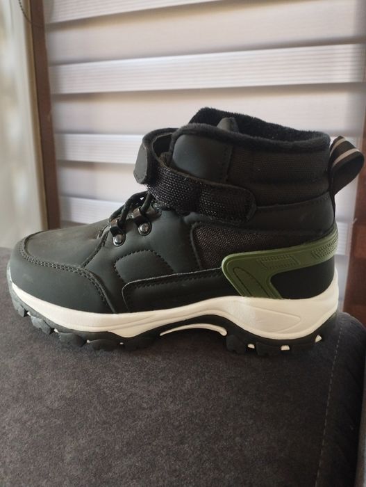 Buty trekkingowe dla dzieci  .Nowe bez metki.
