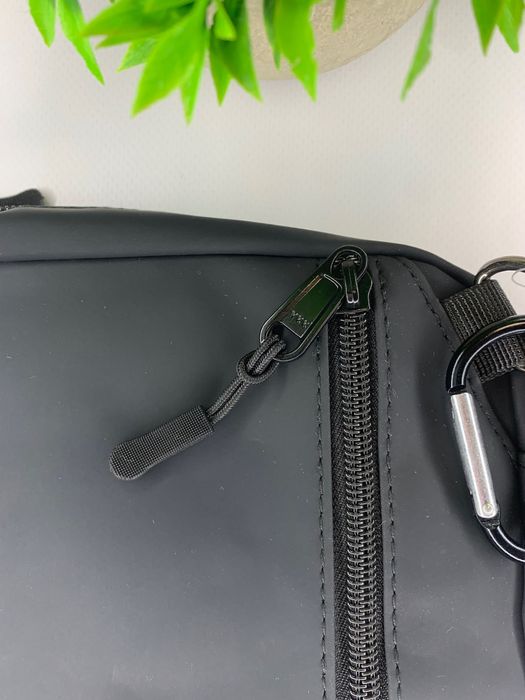 Сумка через плече стой айленд.
Стон ісланд/чорна барсетка стон ісланд