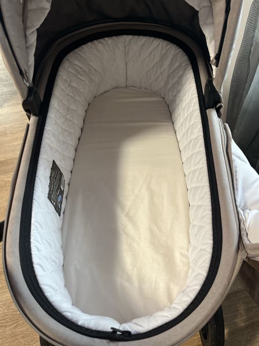 Коляска Carrello Epika 2 в 1