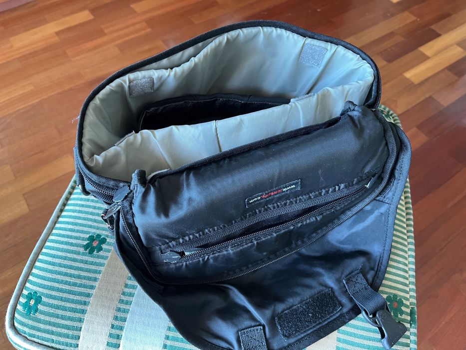 Bolsa Lowepro Stealth Reporter 100 AW