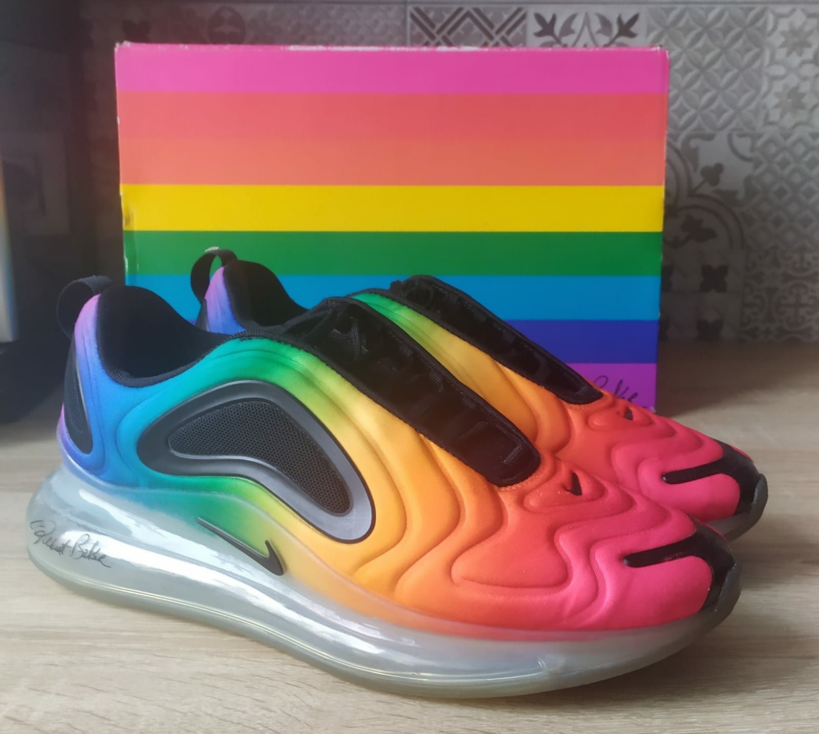 Nike Air Max 720 Be True rozm. 44