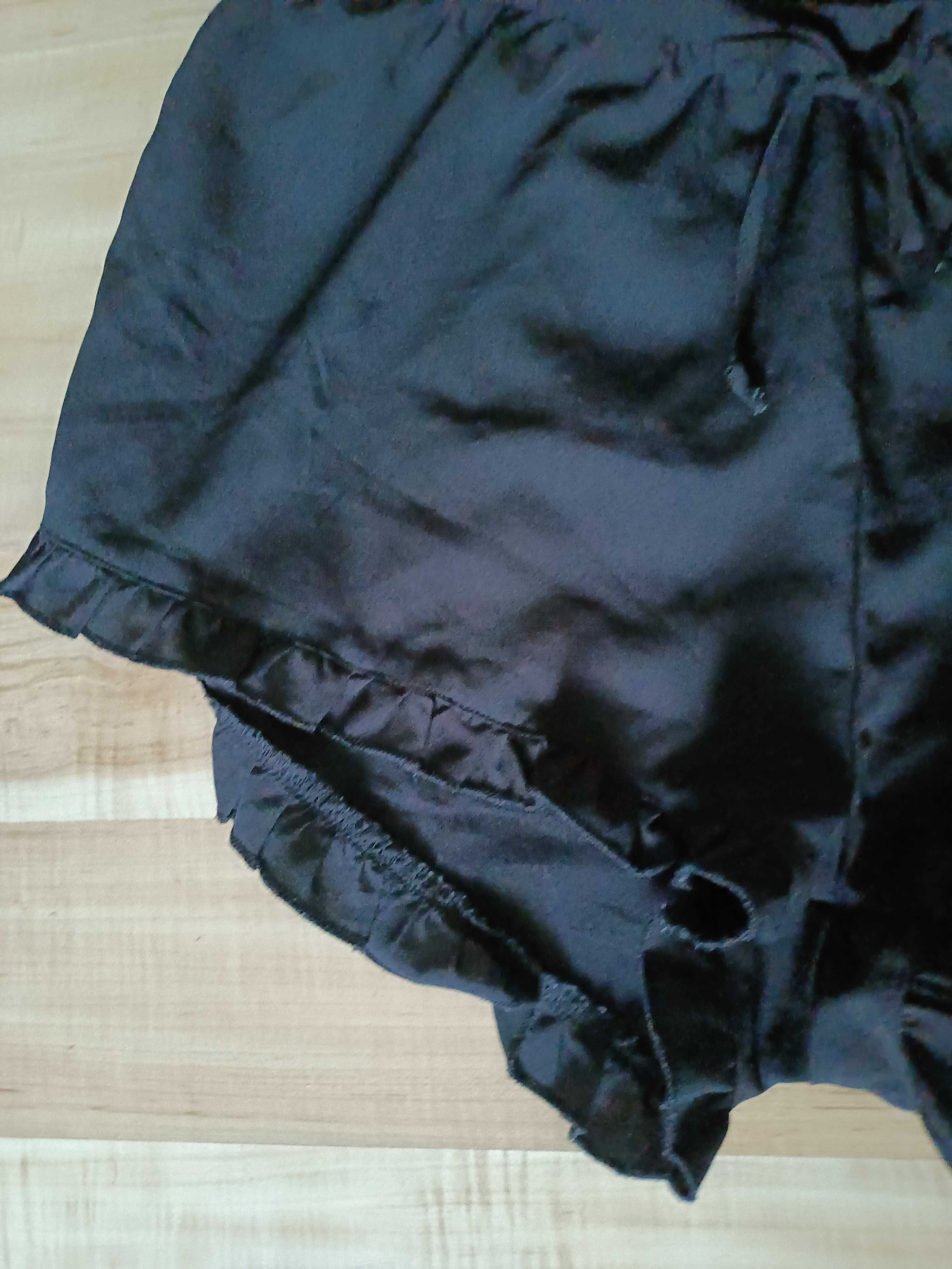 Letnie czarne spodenki rozmiar L 40