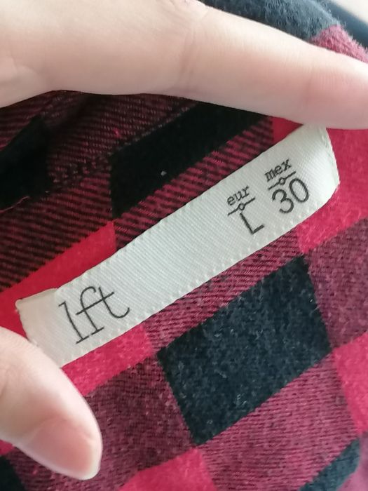 Camisa xadrez vermelha