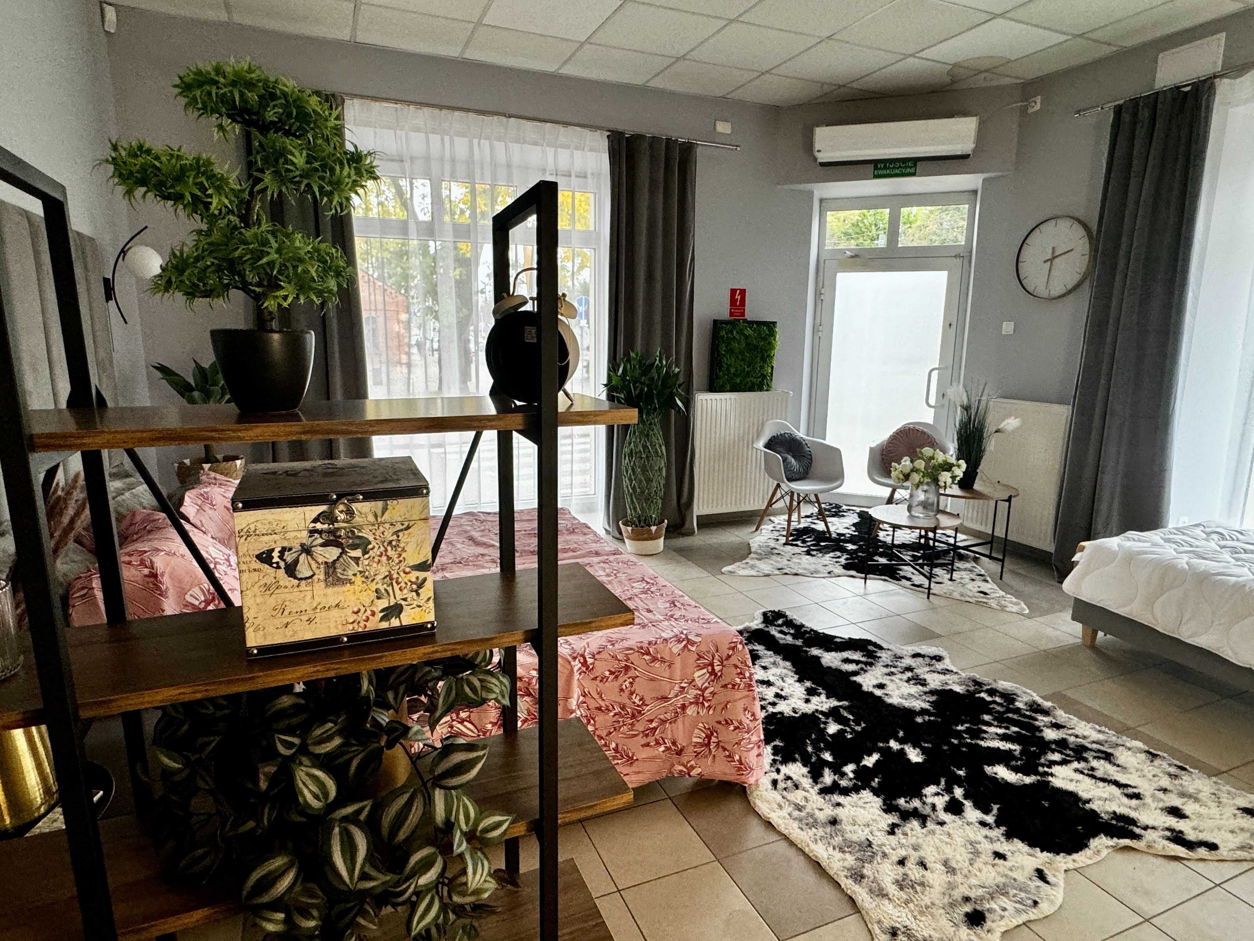 Noclegi, apartamenty Konstantynów Ł, Aleksandrów Ł, Zgierz, Pabianice.