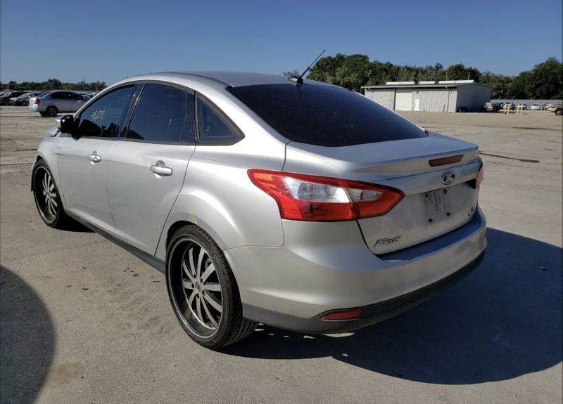 Разборка Ford Focus 2011 - 2019 2.0 запчасти оригинал дверь двигатель