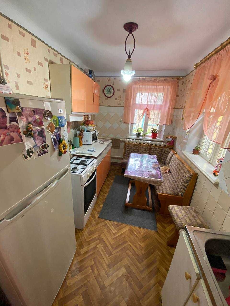 Продам Дом Школьная угол БД