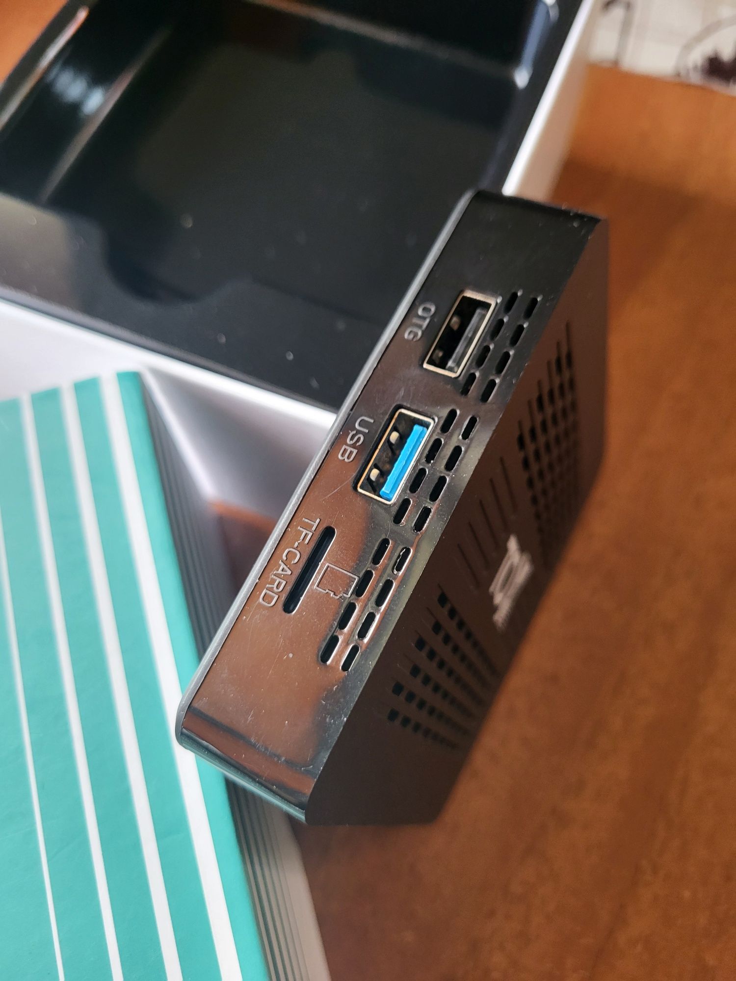 TOX 3 android TV приставка