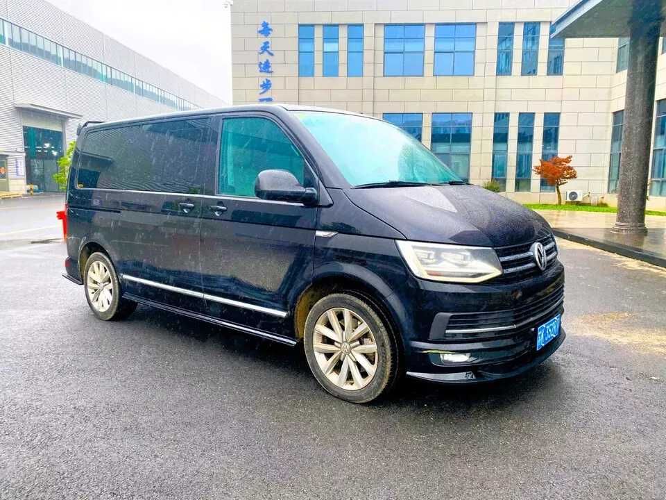Splitter (przedni spoiler) VW Transporter, Multivan, California T6