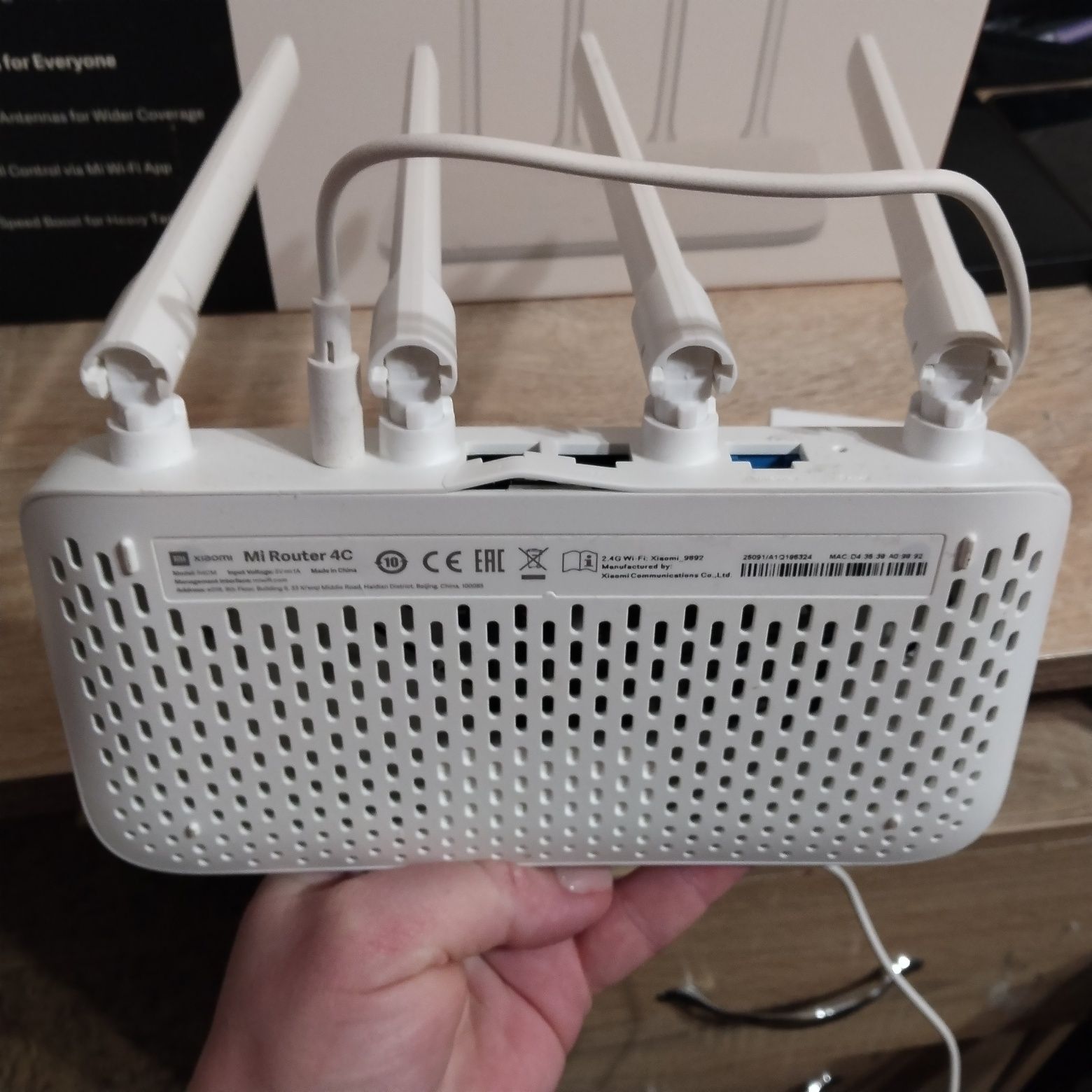 Маршрутизатор Xiaomi Mi WiFi Router 4C Global
