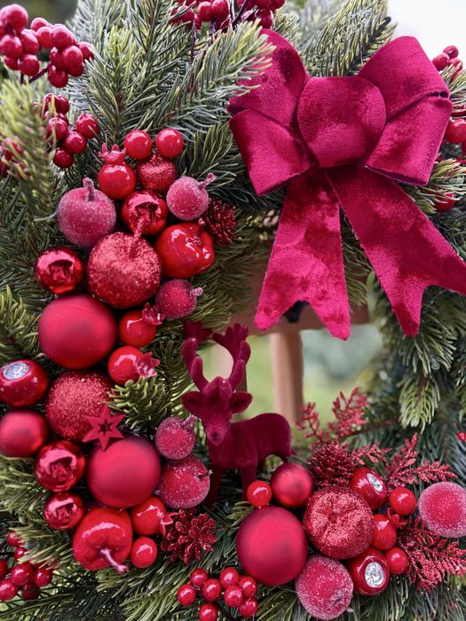 Wianek świąteczny na drzwi