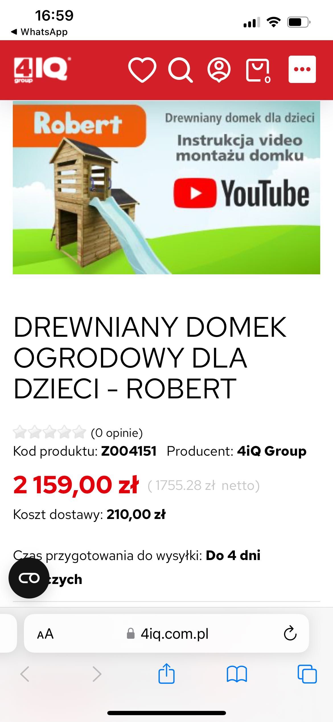 Zadbany domek ze zjeżdżalnią dla dzieci