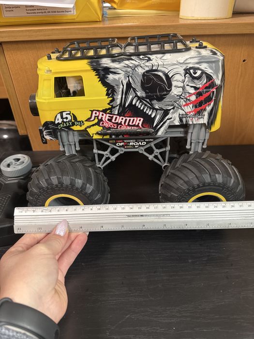 Машинка Crazon Хижак на радіокеруванні 1:16