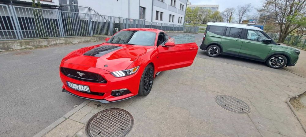 Sprzedam forda mustanga gt 5.0