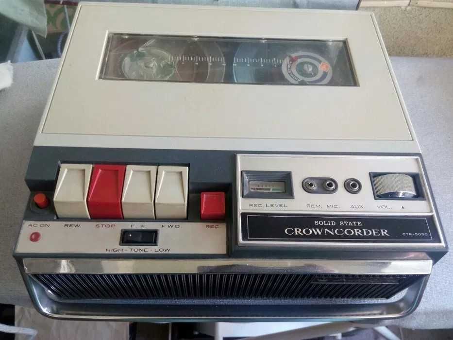 Gravador de Bobines "CROWN" c/ Microfone (Vintage)