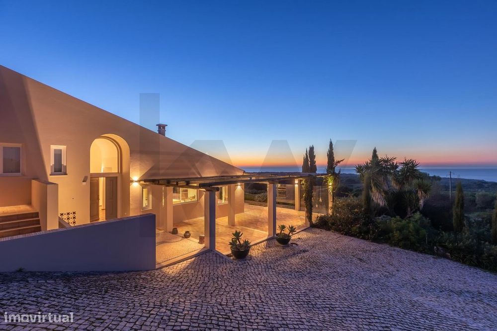 Propriedade única: moradia 335m2 | Vista espectular | Terreno 5ha | Se