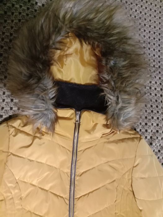 Зимові куртки (демосизонна) на дівчинку