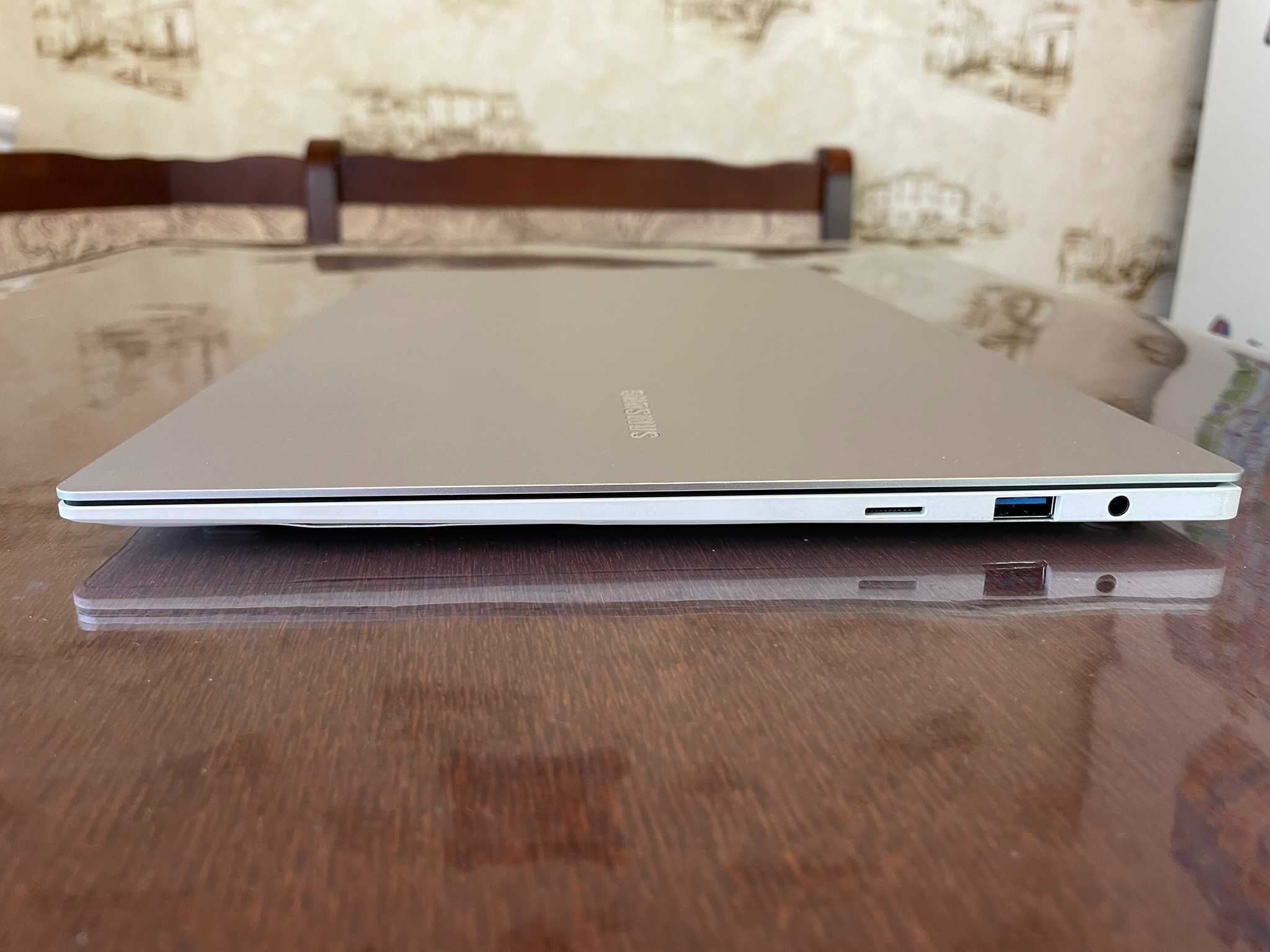 Ноутбук 15 Samsung Galaxy Book Pro NP950XDB (i5-1135G7/8Gb/SSD256/Int)