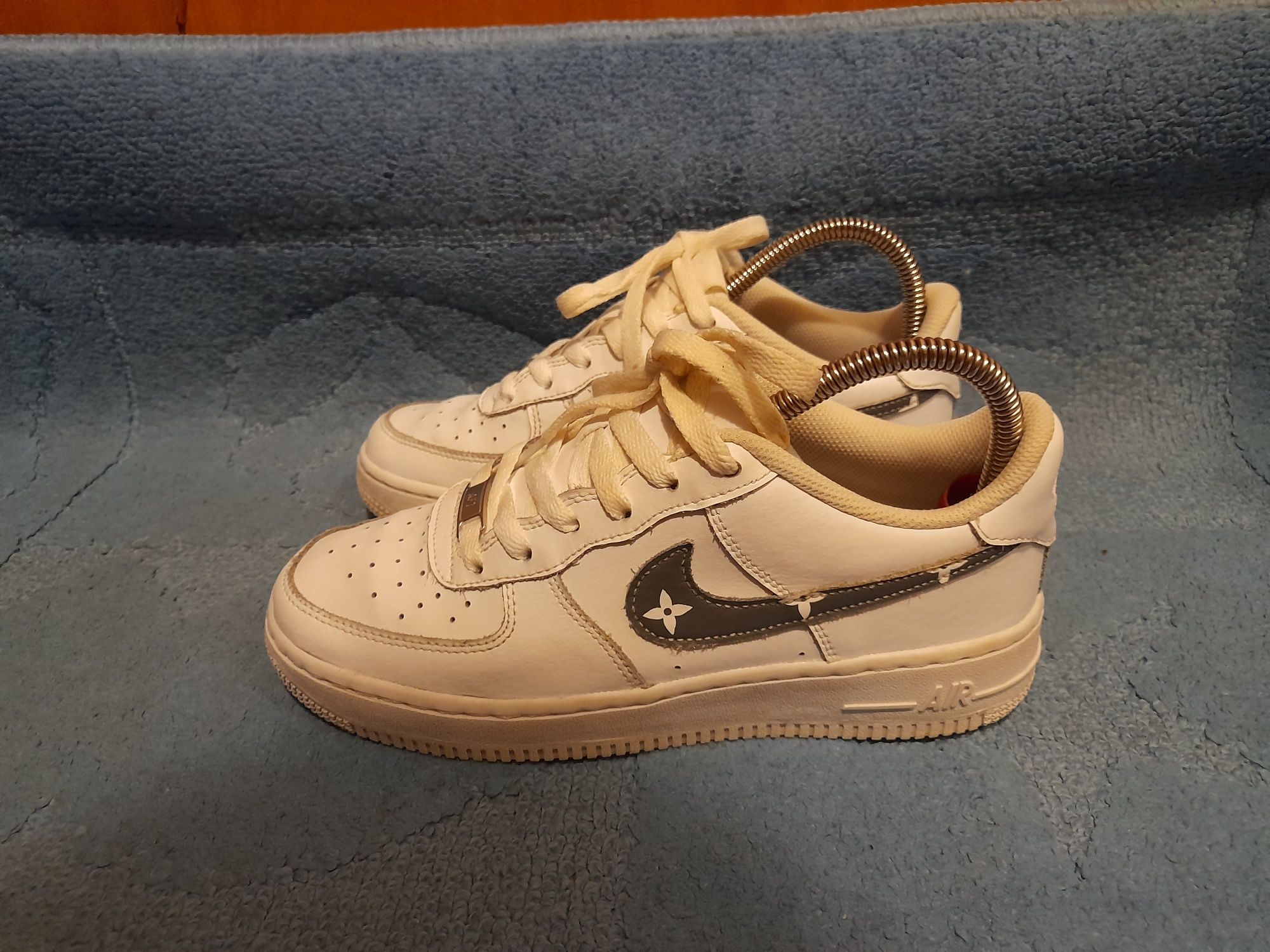 Оригинал Nike Air Force 1 женские кроссовки кожа, 38( 24 см )