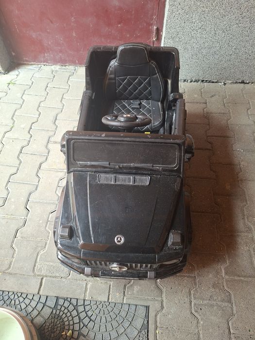 Autko mercedes na akumulator