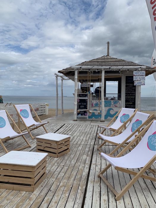 Jedyny taki domek budka gastronomiczna, gofry lody beach bar, półwysep