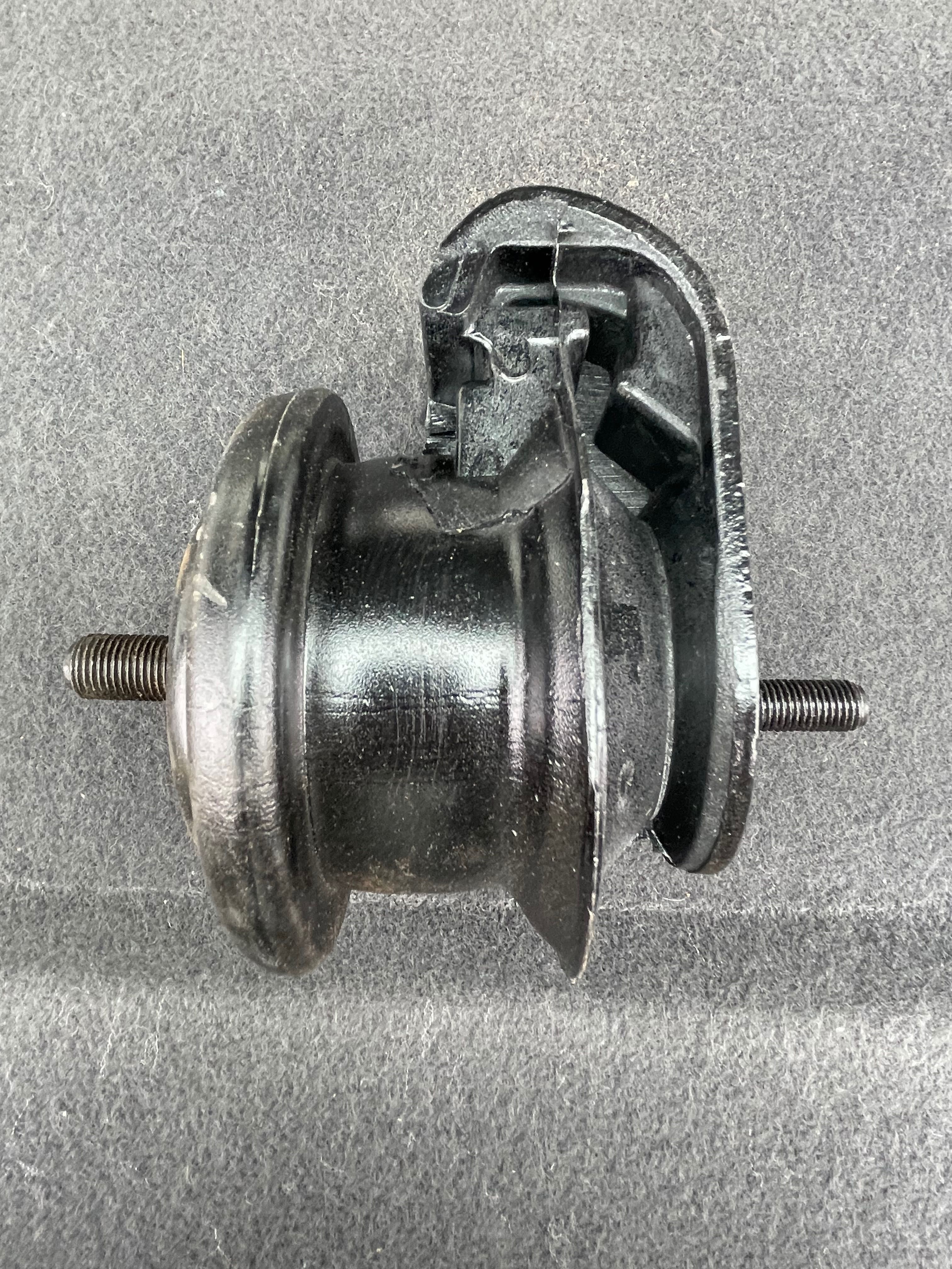 Suportes de Motor Novos para Infiniti M45 – Esq. e Dir.