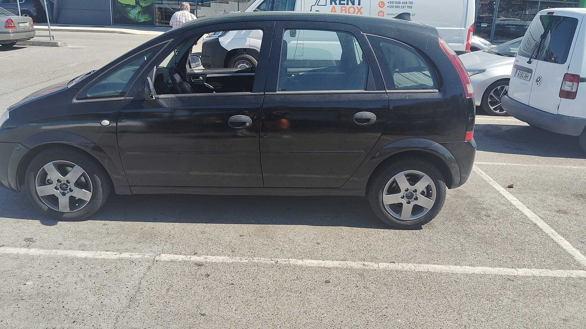 Opel meriva muito boa