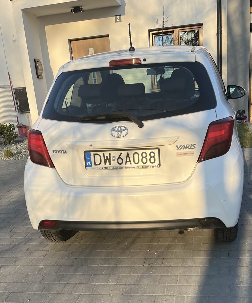 Sprzedam- Toyota Yaris 2015